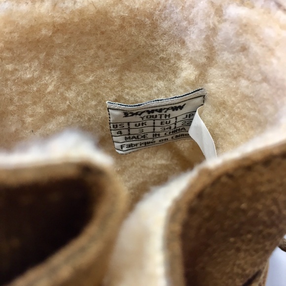 BEARPAW Suede Lace-up Wool Blend Snow wedged boots - Picture 9 of 16